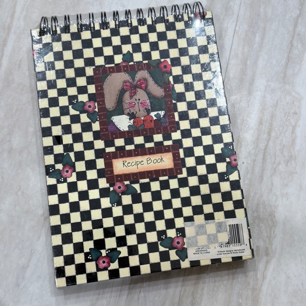 Nona Gobel Country Bear Recipe Book Spiral Bound Easel Stand Folk Art New - Picture 2 of 3
